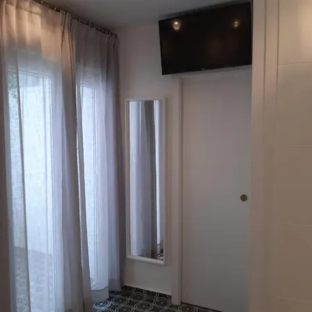 Affittacamere Boutique 32 *