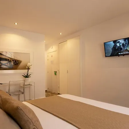 Guest house Boutique 32 *